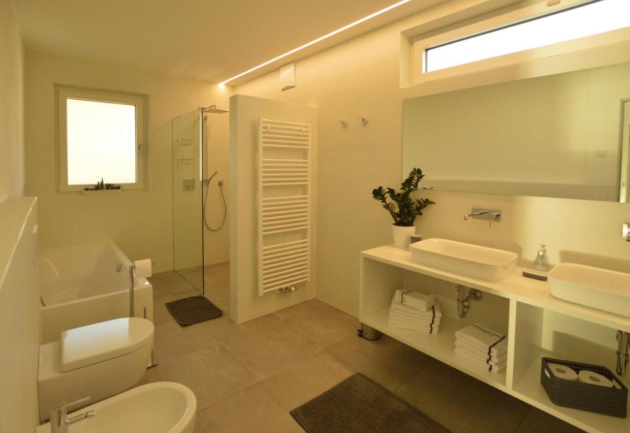 Family Apartment Julia Термено Екстер'єр фото